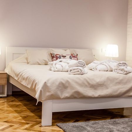 Apartmani Studio Zrenjanin Ngoại thất bức ảnh