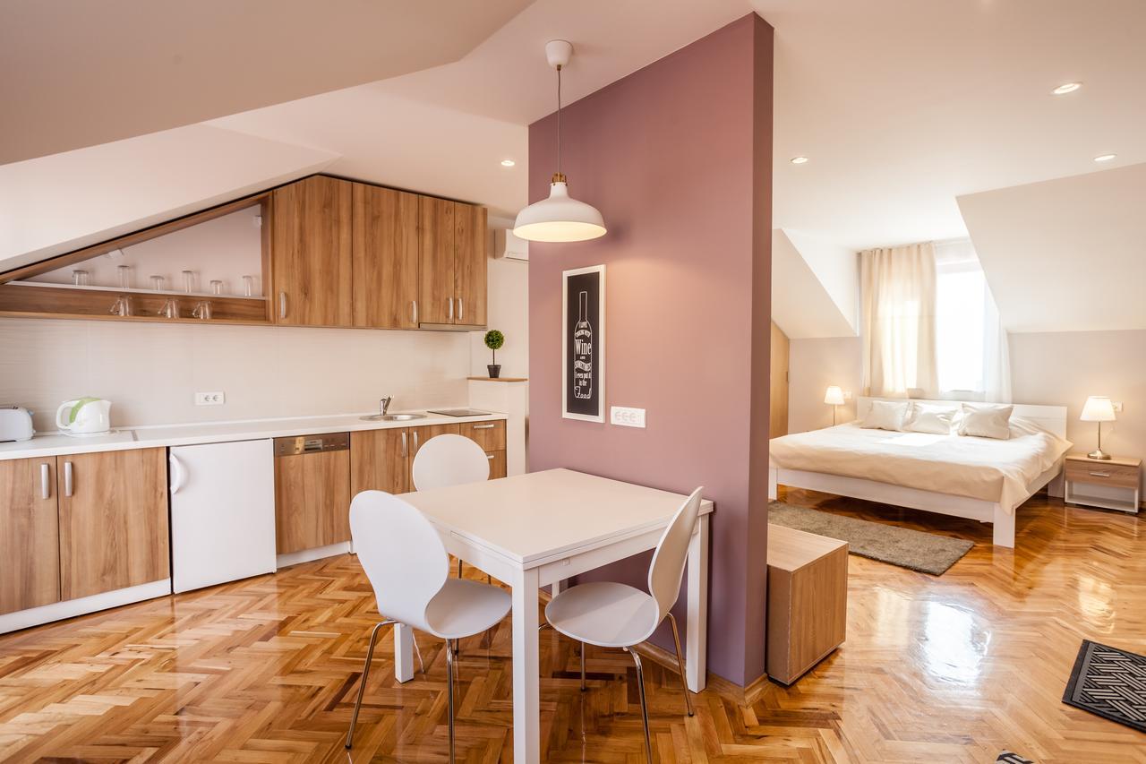 Apartmani Studio Zrenjanin Ngoại thất bức ảnh